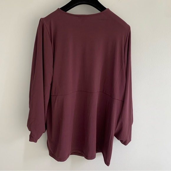 NWT Torrid studio knit quarter sleeve shirred top burgundy brown size 2X - Picture 4 of 8